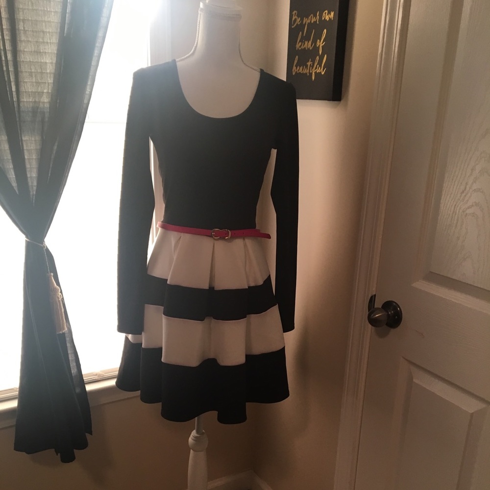 Cute dress! New without tags.